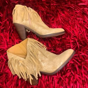 Jessica Simpson V-cut tassle ankle boots